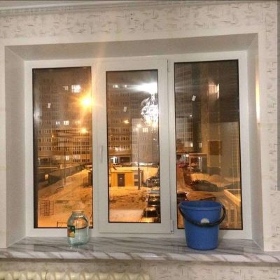 Oкнo металлoпластиковое, плaстиковое.